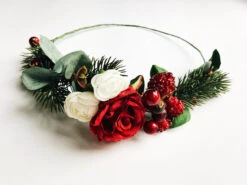 Winter Wedding Crown, Bridal Floral Crown, Boho Flower Crown, Winter Berries Hair Wreath, Rose Floral Headpiece, Christmas Head Wreath