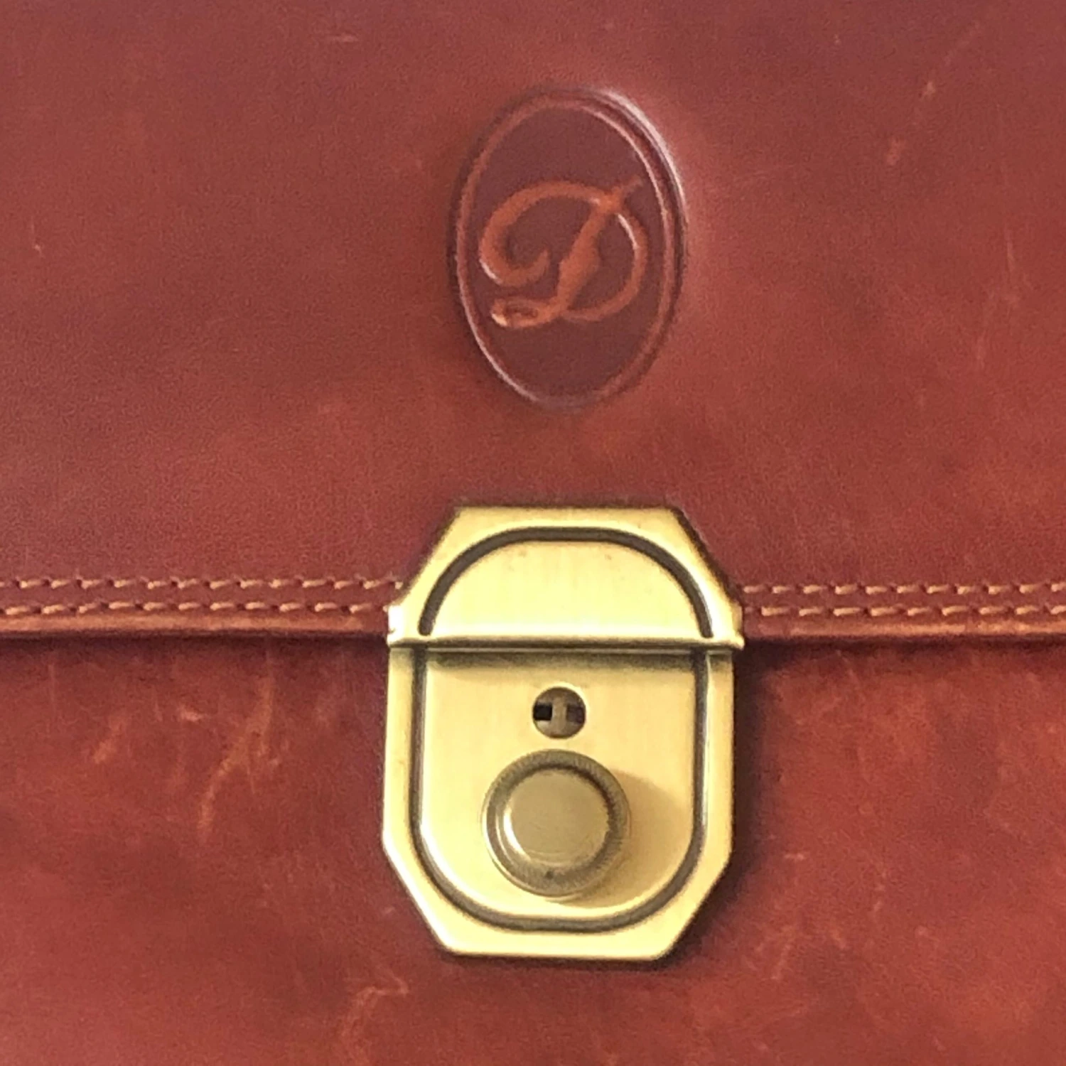 Vintage Leather Clutch With An Embossed D Purse Hand Bag Distressed Worn Indie Hipster Bohemian Chic Urban Librarian Chic Christmas Gift 11 Vintage Leather Clutch With An Embossed D Purse Hand Bag Distressed Worn Indie Hipster Bohemian Chic Urban Librarian Chic Christmas Gift - Image 9