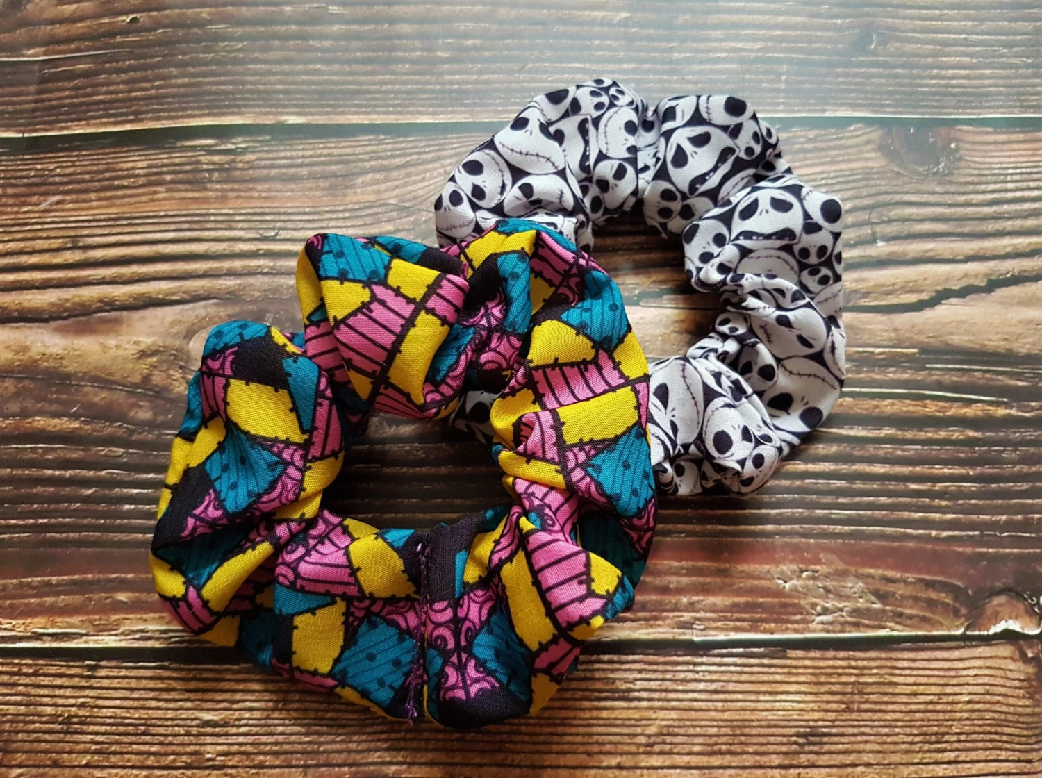 Nightmare Befor Christmas Hair Accessoires, Scrunchies, Jack Skellington Scrunchie, Jack And Sally, Nightmare Before Christmas Scrunchies 6 Nightmare Befor Christmas Hair Accessoires, Scrunchies, Jack Skellington Scrunchie, Jack And Sally, Nightmare Before Christmas Scrunchies - Image 4