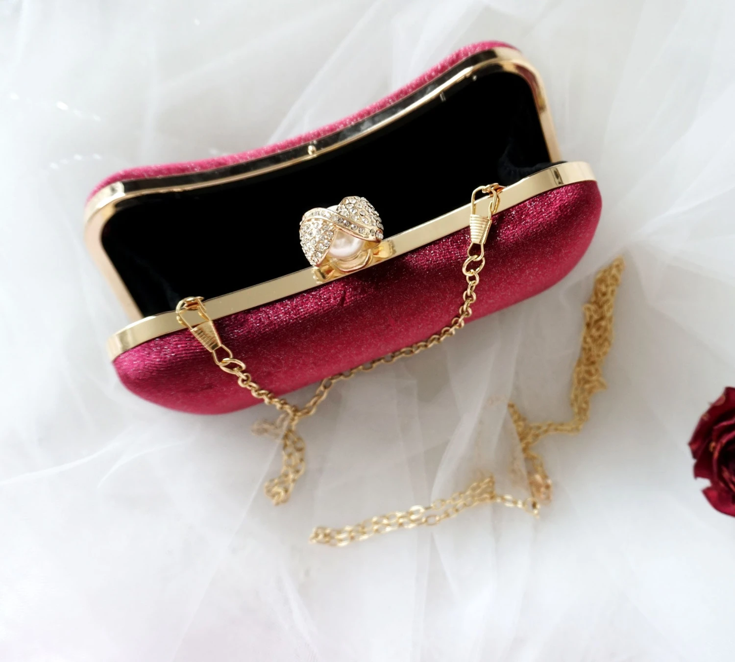 Double-Strap Velvet Clutch, Personalized Shoulder Bag, Christmas & Holiday Gift, Removable Gold-Plated Chain Evening Clutch, Wedding Bag 12 Double-Strap Velvet Clutch, Personalized Shoulder Bag, Christmas & Holiday Gift, Removable Gold-Plated Chain Evening Clutch, Wedding Bag - Image 10