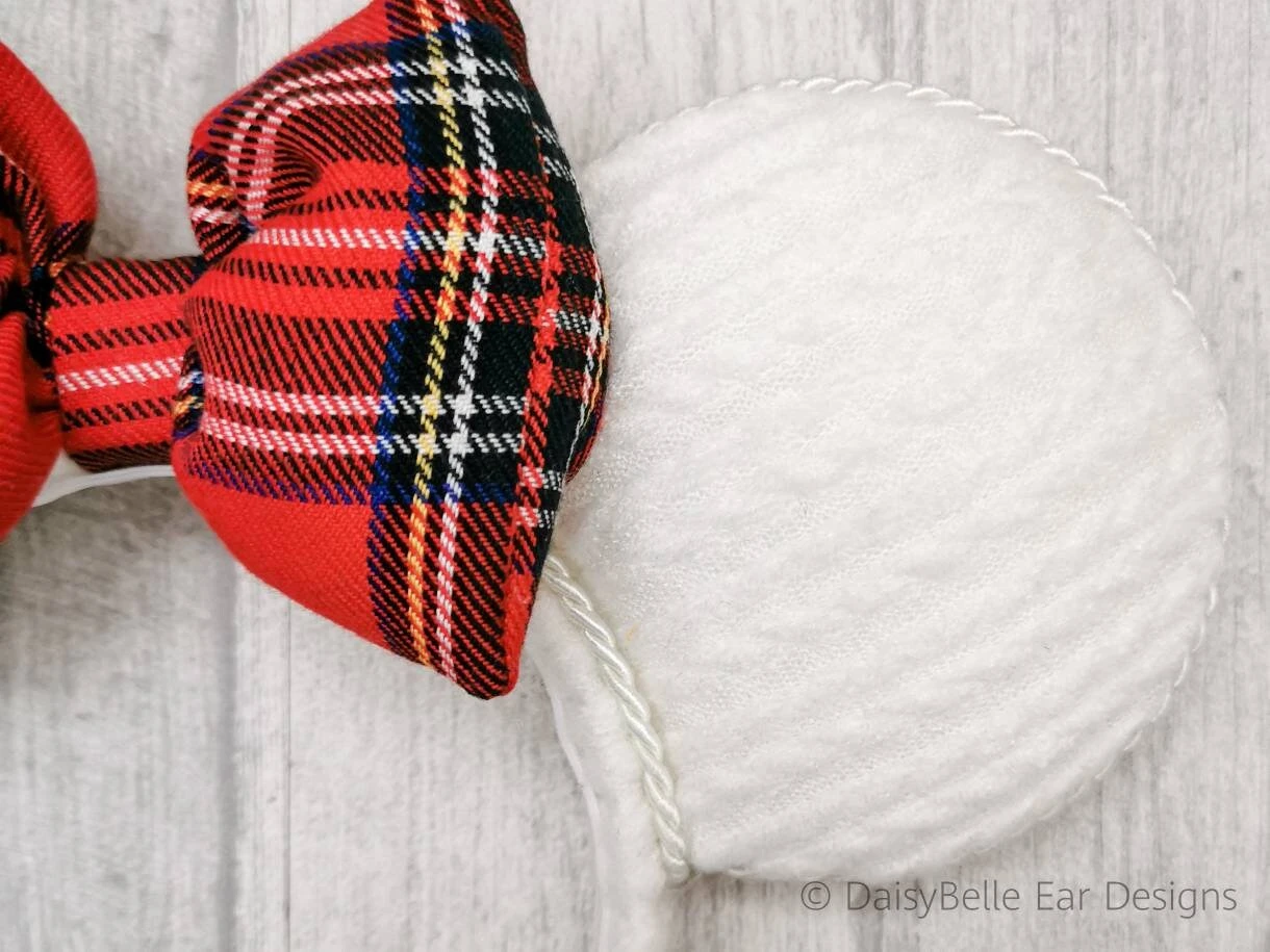 Cream Cable Knit Minnie Ears, Holiday Sweater Mouse Ears, Christmas Disney Ears 4 Cream Cable Knit Minnie Ears, Holiday Sweater Mouse Ears, Christmas Disney Ears - Image 2