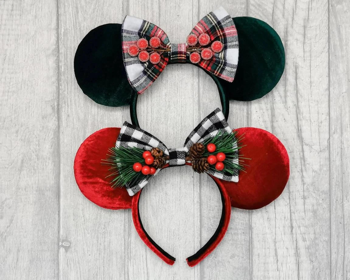 Christmas Winter Berry Mouse Ears, Green Velvet Minnie Ears, Festive Disney Ears 5 Christmas Winter Berry Mouse Ears, Green Velvet Minnie Ears, Festive Disney Ears - Image 3