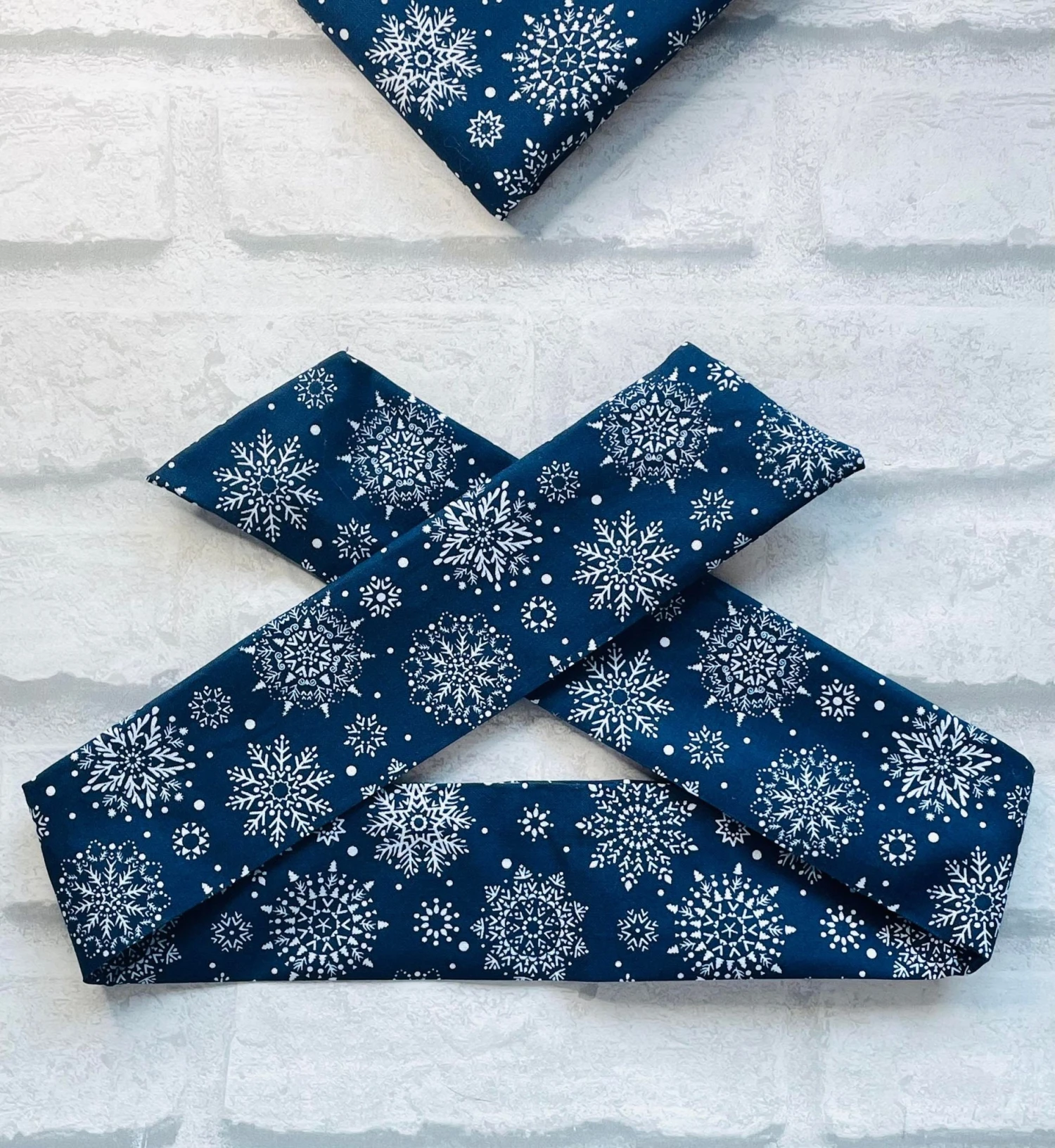 Christmas Wired Headband /Xmas Headband/Snowflake Headband /Reindeer Hair Band / Hair Wrap/Twisty Headband/Matching Set/Stocking Filler 5 Christmas Wired Headband /Xmas Headband/Snowflake Headband /Reindeer Hair Band / Hair Wrap/Twisty Headband/Matching Set/Stocking Filler - Image 3