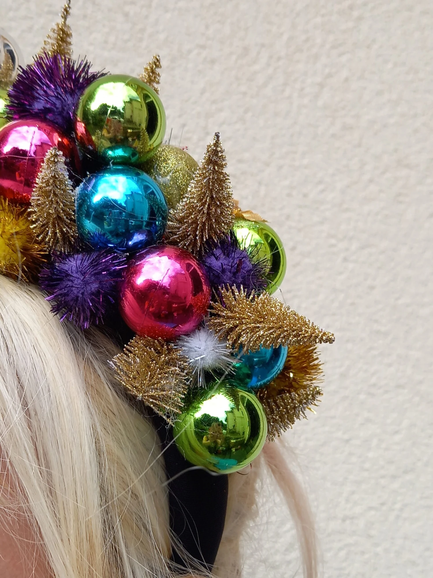 Glitter Bauble Christmas Headdress, Xmas Headwear, Encrusted With Gold, Green, Pink, Blue Glitter Baubles - Bridal, Folklore, Festival 7 Glitter Bauble Christmas Headdress, Xmas Headwear, Encrusted With Gold, Green, Pink, Blue Glitter Baubles - Bridal, Folklore, Festival - Image 5