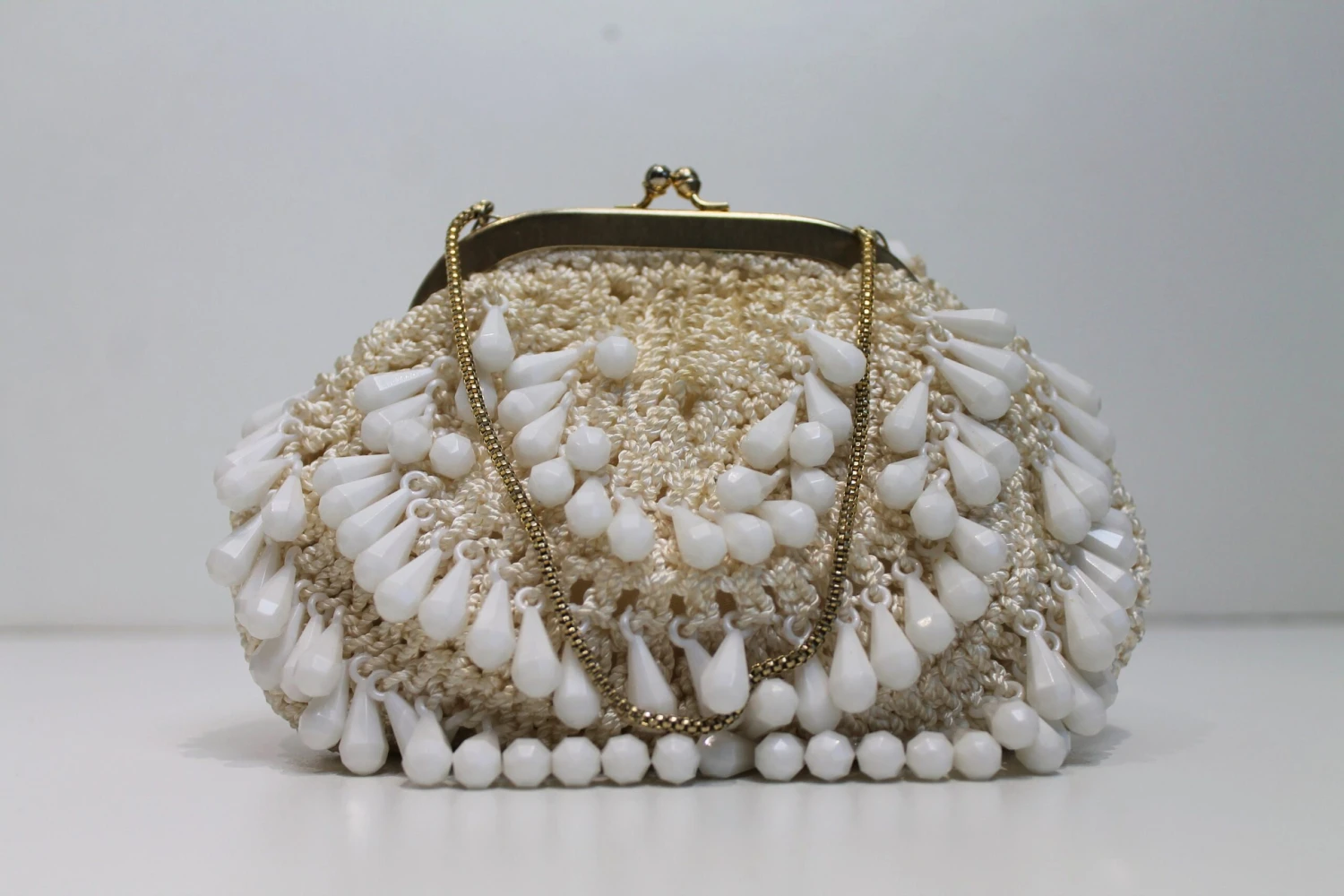 Cream White Crochet Beads Bag, 1960s Italian Evening Bag, Round Crochet Evening Bag, White Beaded Wrist Bag, Vintage Christmas Present, 4 Cream White Crochet Beads Bag, 1960s Italian Evening Bag, Round Crochet Evening Bag, White Beaded Wrist Bag, Vintage Christmas Present, - Image 2