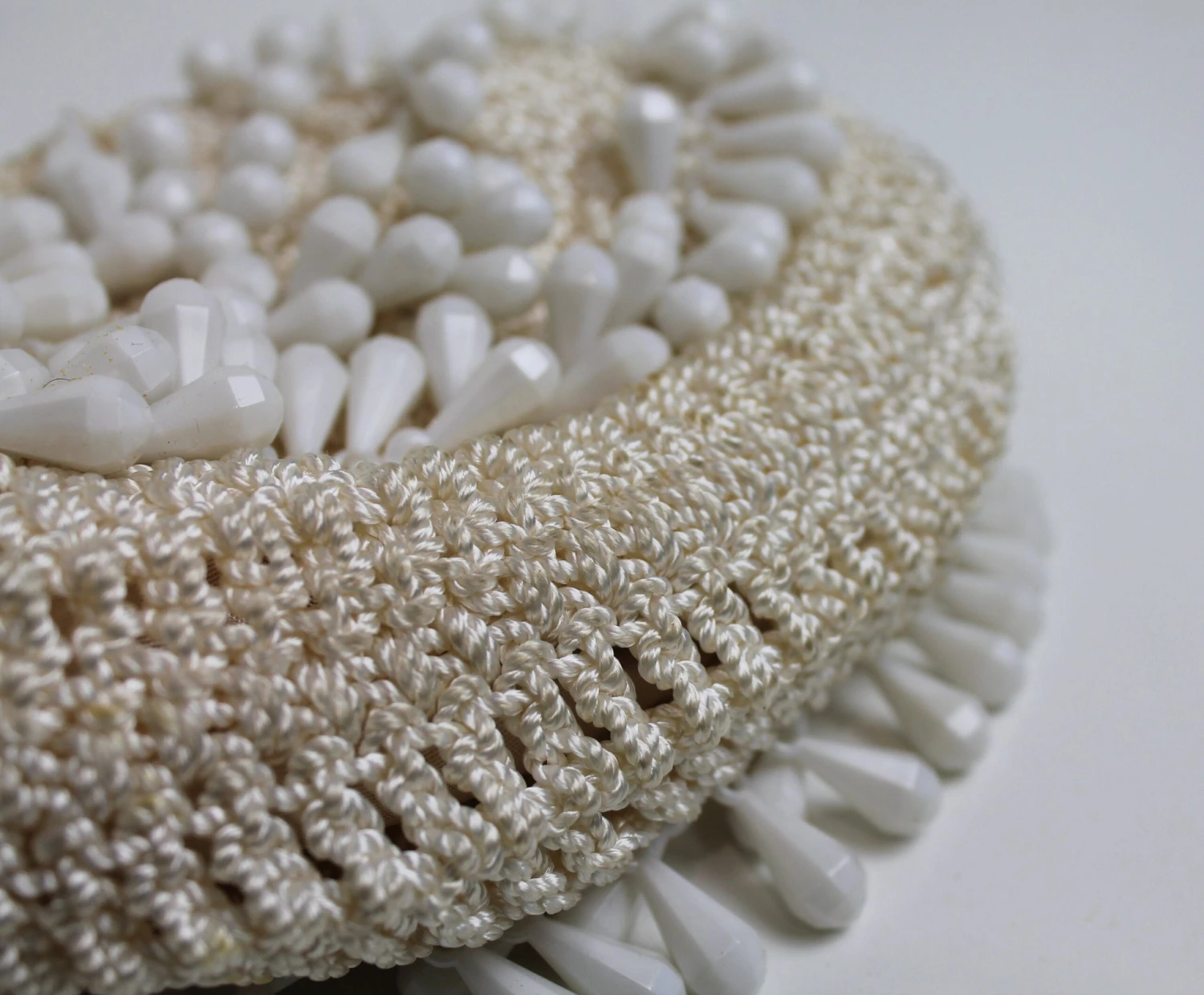 Cream White Crochet Beads Bag, 1960s Italian Evening Bag, Round Crochet Evening Bag, White Beaded Wrist Bag, Vintage Christmas Present, 8 Cream White Crochet Beads Bag, 1960s Italian Evening Bag, Round Crochet Evening Bag, White Beaded Wrist Bag, Vintage Christmas Present, - Image 6