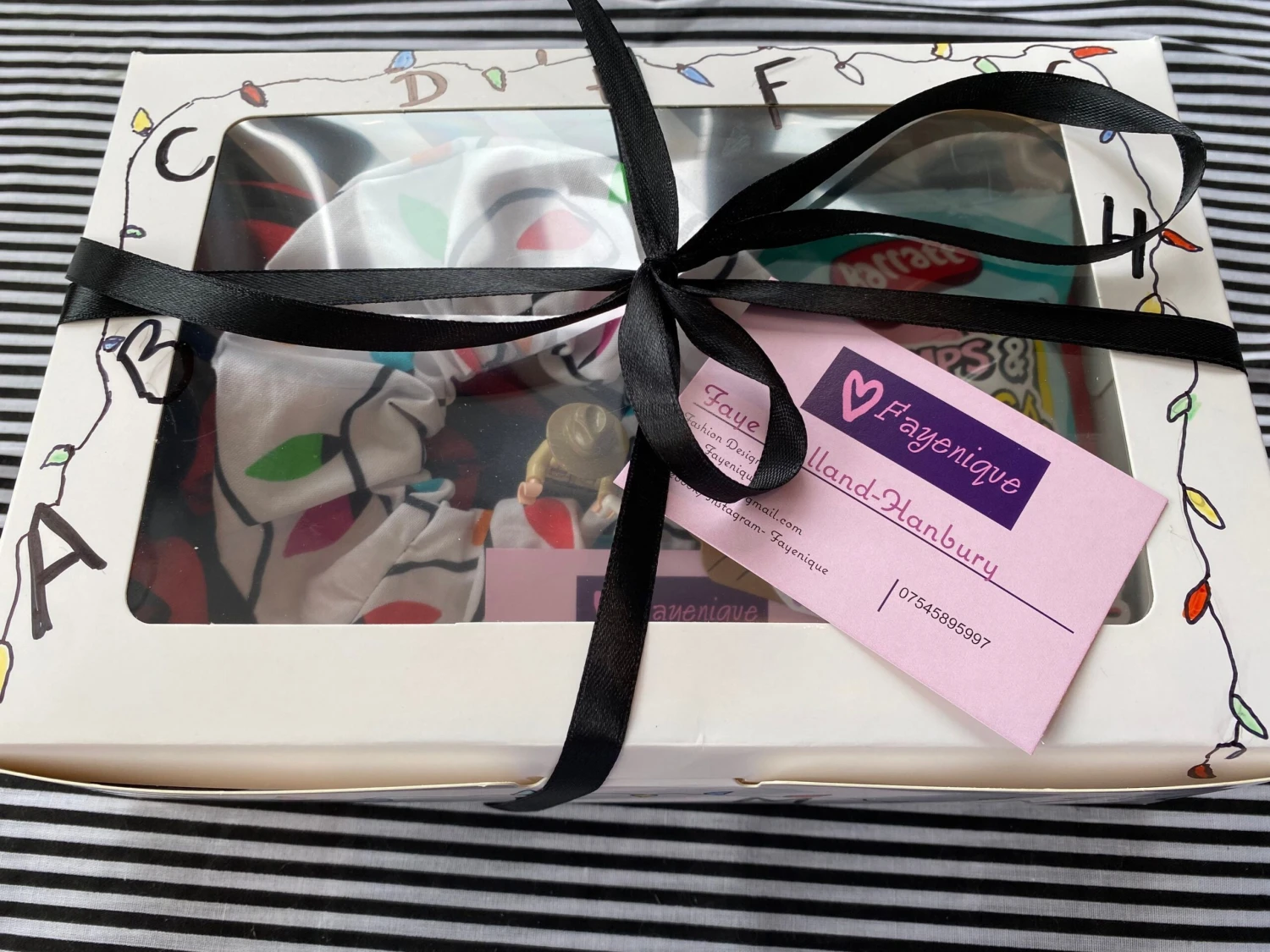 Stranger Things Inspired Gift Box - Scrunchies , Birthday Gift , Christmas, Retro 80 S Vibes 6 Stranger Things Inspired Gift Box - Scrunchies , Birthday Gift , Christmas, Retro 80 S Vibes - Image 4