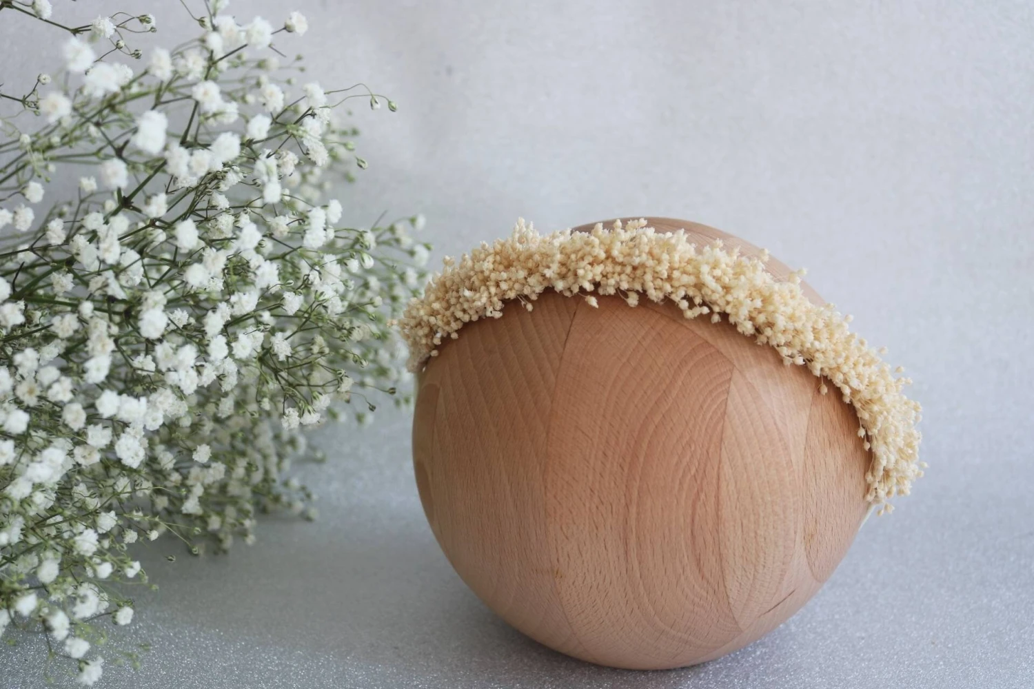 Gorgeous Floral Halo, Ivory Dried Flowers Headband, Dried Gypsophila, Baptism, Christening, Newborn Photo Props, Christmas Photo Shooting, 11 Gorgeous Floral Halo, Ivory Dried Flowers Headband, Dried Gypsophila, Baptism, Christening, Newborn Photo Props, Christmas Photo Shooting, - Image 9