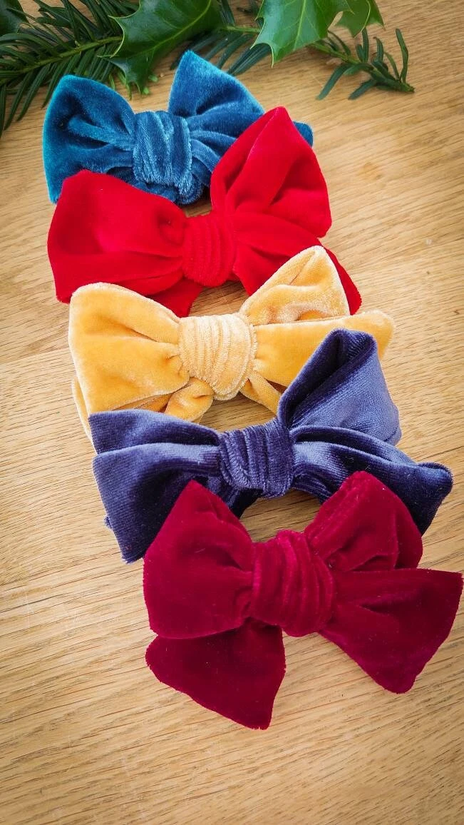 Velvet Bows - Clips Or Headbands, Girls Bows, Baby Hair Clips, Baby Headbands, Baby Bows, Christmas Bows, Toddler Hair Clips, Barrettes 7 Velvet Bows - Clips Or Headbands, Girls Bows, Baby Hair Clips, Baby Headbands, Baby Bows, Christmas Bows, Toddler Hair Clips, Barrettes - Image 5