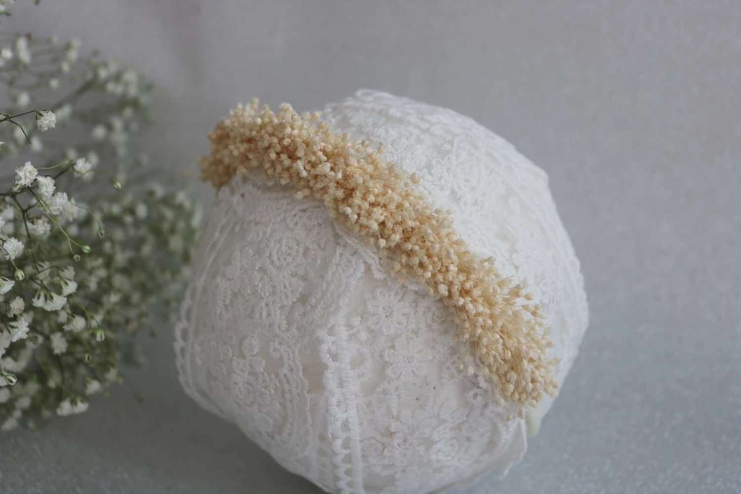 Gorgeous Floral Halo, Ivory Dried Flowers Headband, Dried Gypsophila, Baptism, Christening, Newborn Photo Props, Christmas Photo Shooting, 10 Gorgeous Floral Halo, Ivory Dried Flowers Headband, Dried Gypsophila, Baptism, Christening, Newborn Photo Props, Christmas Photo Shooting, - Image 8