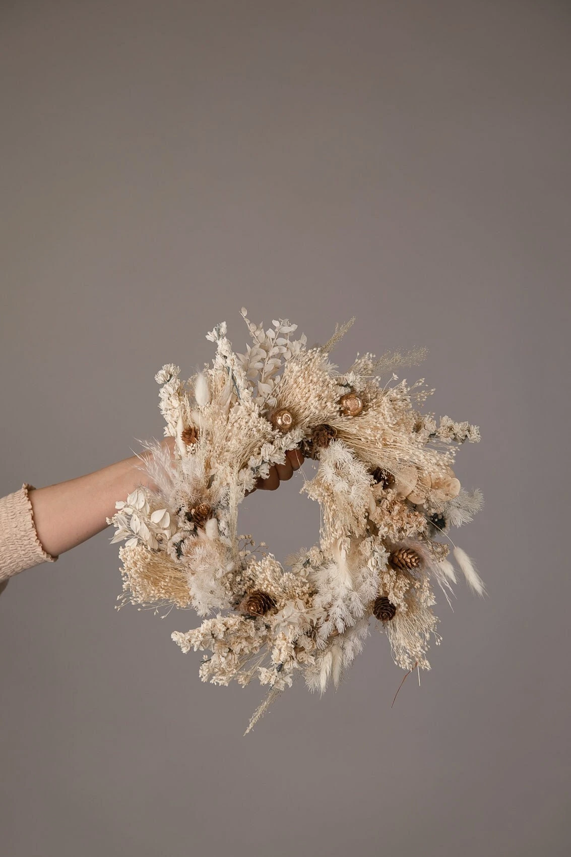 Modern Christmas Wreath No.1 / Soft Winter Door Wreath Christmas Decoration / Christmas Wreath / Xmas Door Wreath 6 Modern Christmas Wreath No.1 / Soft Winter Door Wreath Christmas Decoration / Christmas Wreath / Xmas Door Wreath - Image 4