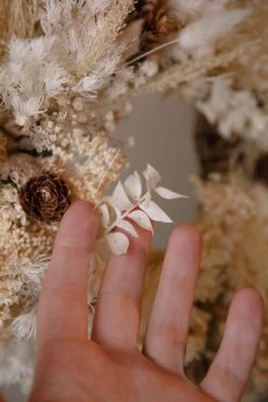 Modern Christmas Wreath No.1 / Soft Winter Door Wreath Christmas Decoration / Christmas Wreath / Xmas Door Wreath 16 Modern Christmas Wreath No.1 / Soft Winter Door Wreath Christmas Decoration / Christmas Wreath / Xmas Door Wreath -Cheap Bags & Purses Store il fullxfull.4374491566 ru2d