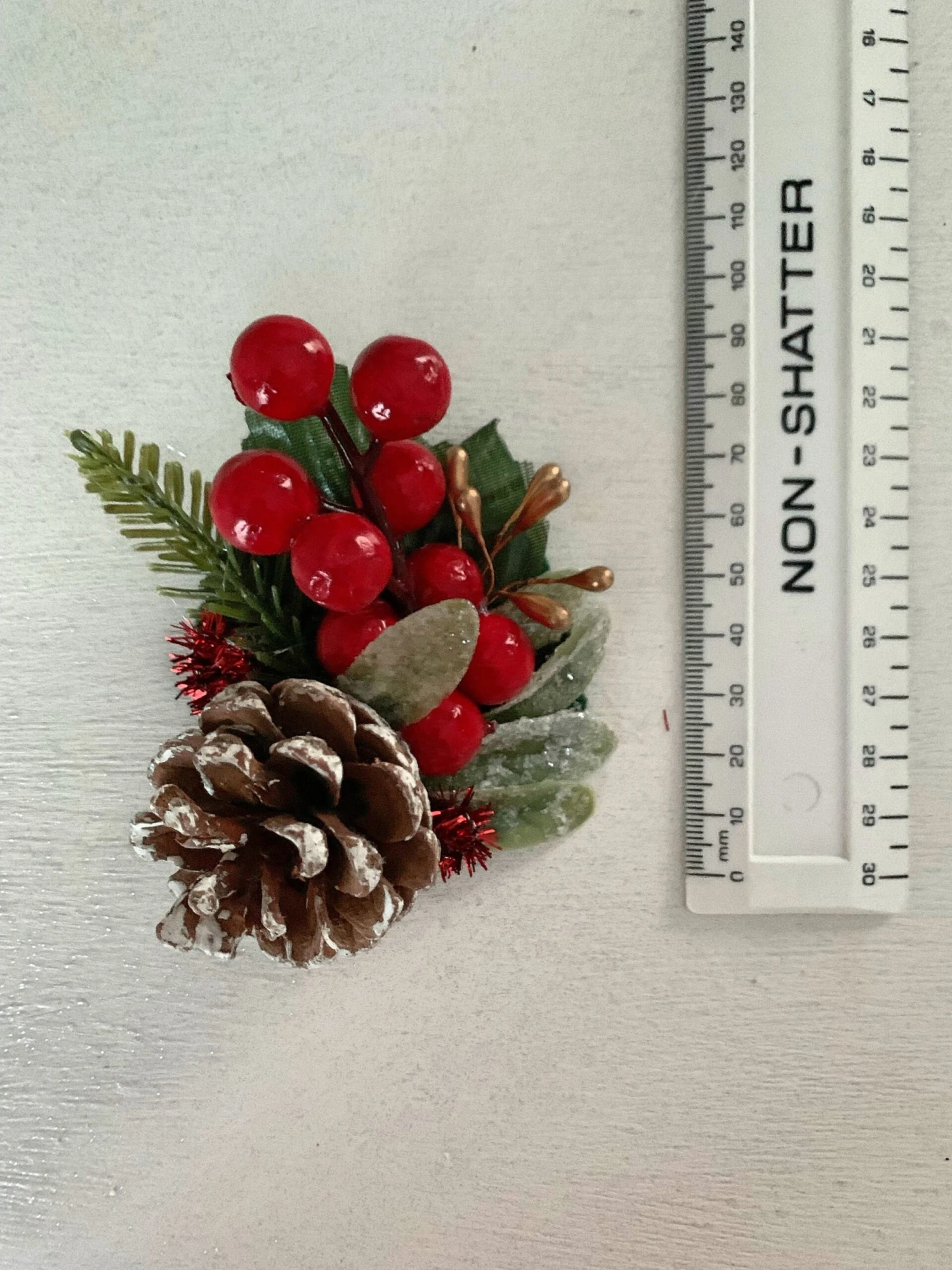 Christmas Hair Clip With Pine Cones And Berries. 10 Christmas Hair Clip With Pine Cones And Berries. - Image 8
