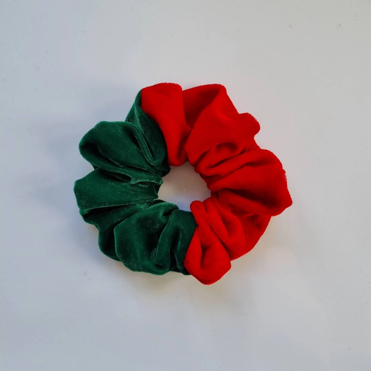 Soft Velvet Christmas Scrunchies 6 Soft Velvet Christmas Scrunchies - Image 4