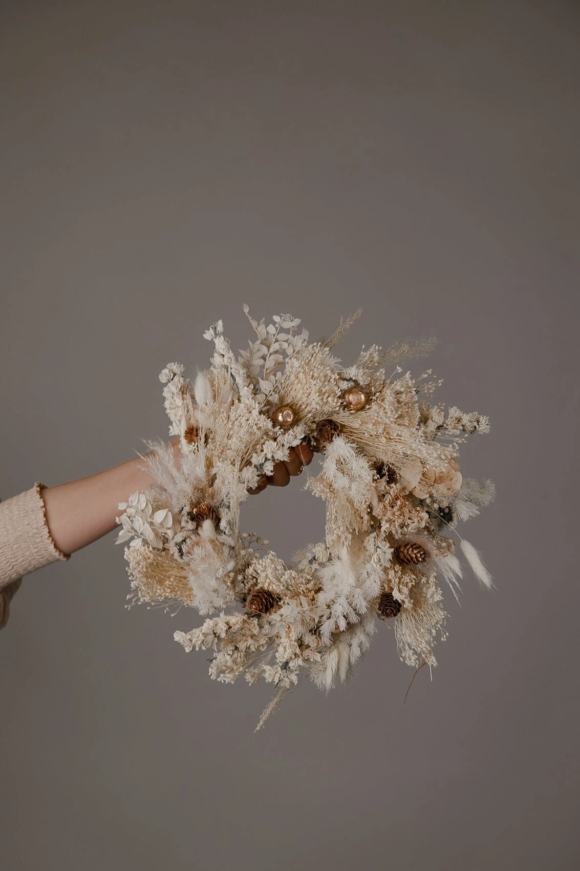 Modern Christmas Wreath No.1 / Soft Winter Door Wreath Christmas Decoration / Christmas Wreath / Xmas Door Wreath 5 Modern Christmas Wreath No.1 / Soft Winter Door Wreath Christmas Decoration / Christmas Wreath / Xmas Door Wreath - Image 3