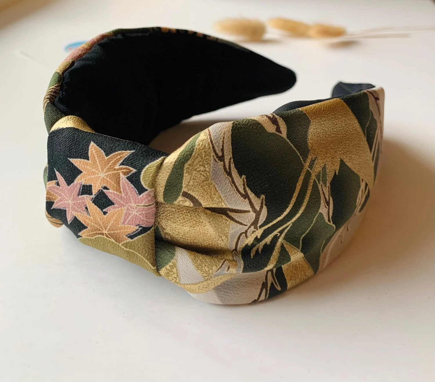 Emerald Green Gold Silk Knot Headband, Luxury Silk Heron Headband,Japanese Vintage Kimono Turban Headband,wedding, Party, Christmas Gift. 5 Emerald Green Gold Silk Knot Headband, Luxury Silk Heron Headband,Japanese Vintage Kimono Turban Headband,wedding, Party, Christmas Gift. - Image 3