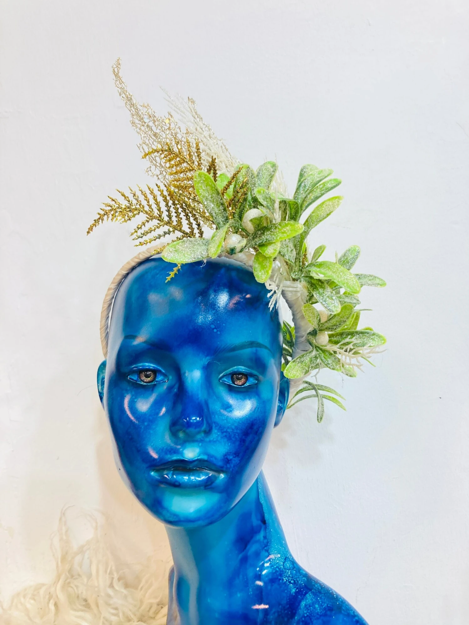 Mistletoe Magic Headpiece NYE Christmas Wonderland Sparkle Shower Headpiece Wreath Tiara 9 Mistletoe Magic Headpiece NYE Christmas Wonderland Sparkle Shower Headpiece Wreath Tiara - Image 7