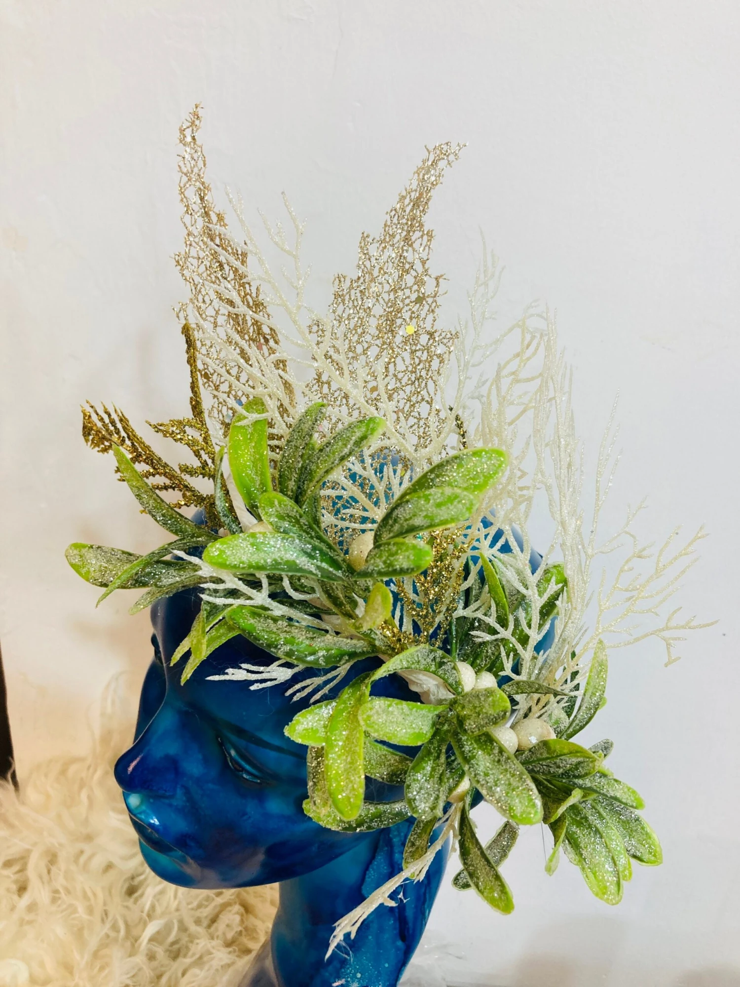 Mistletoe Magic Headpiece NYE Christmas Wonderland Sparkle Shower Headpiece Wreath Tiara 7 Mistletoe Magic Headpiece NYE Christmas Wonderland Sparkle Shower Headpiece Wreath Tiara - Image 5