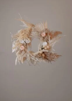 Modern Christmas Wreath No.23 / Pampas Grass In Soft Winter Door Wreath Christmas Decoration / Christmas Wreath / Xmas Door Wreath 19 Modern Christmas Wreath No.23 / Pampas Grass In Soft Winter Door Wreath Christmas Decoration / Christmas Wreath / Xmas Door Wreath -Cheap Bags & Purses Store il fullxfull.4675391644 1atr