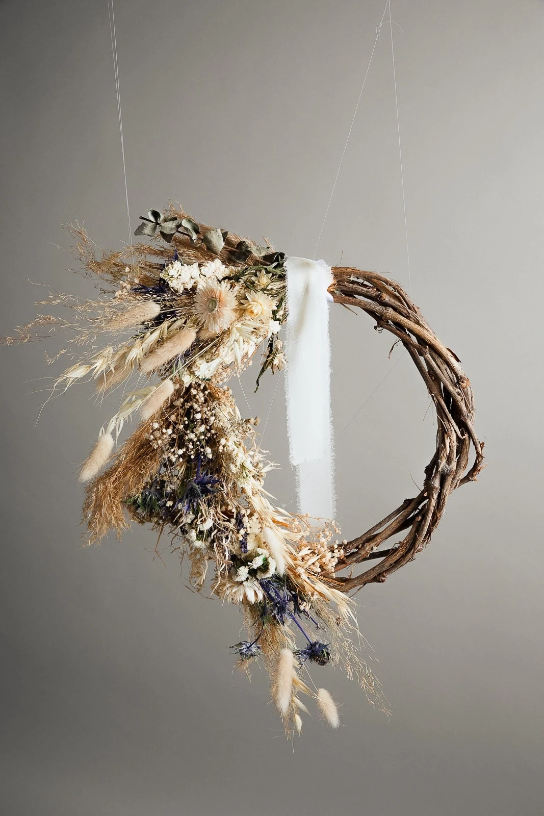 Modern Christmas Wreath No.17 / Scottish Thistles In Soft Winter Door Wreath Christmas Decoration / Christmas Wreath / Xmas Door Wreath 6 Modern Christmas Wreath No.17 / Scottish Thistles In Soft Winter Door Wreath Christmas Decoration / Christmas Wreath / Xmas Door Wreath - Image 4