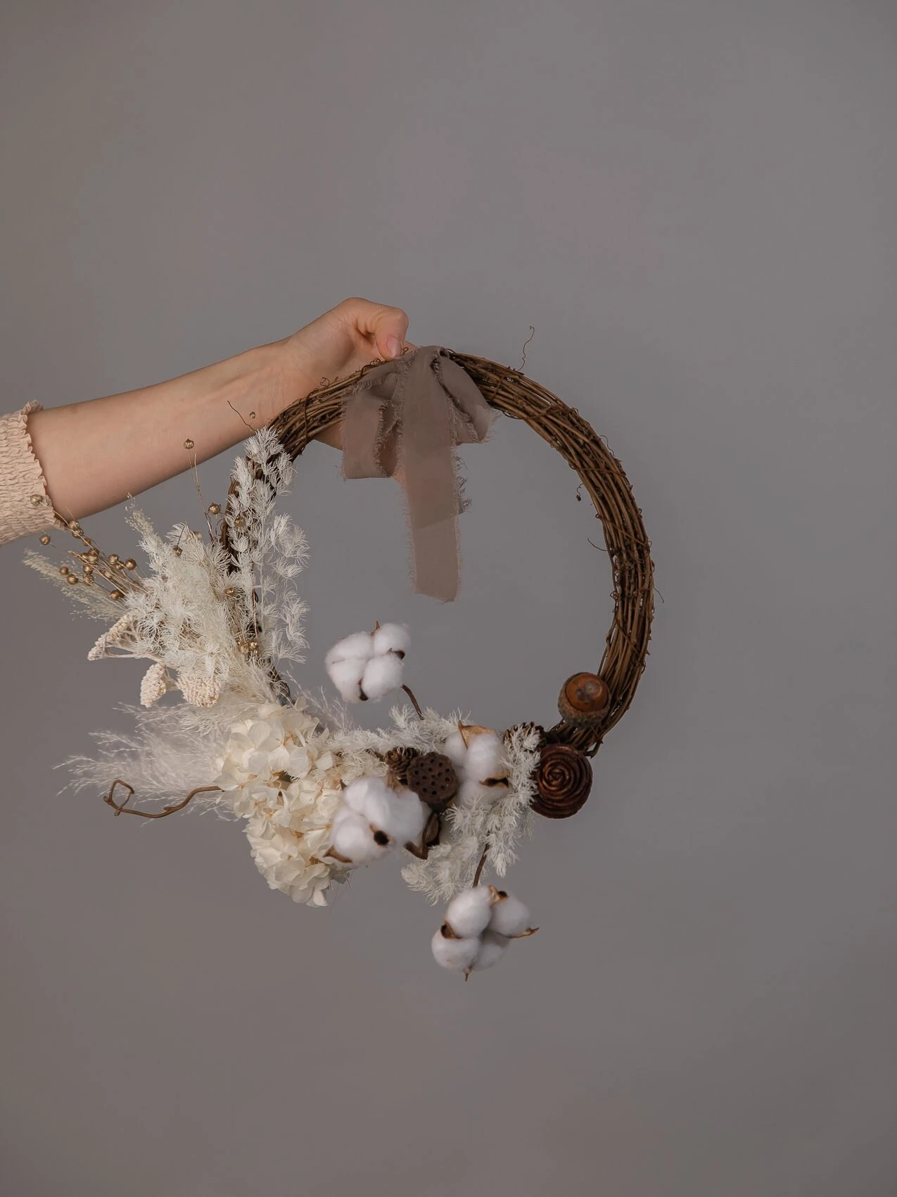 Modern Christmas Wreath No.9 / Cotton In Soft Winter Door Wreath Christmas Decoration / Christmas Wreath / Xmas Door Wreath 5 Modern Christmas Wreath No.9 / Cotton In Soft Winter Door Wreath Christmas Decoration / Christmas Wreath / Xmas Door Wreath - Image 3