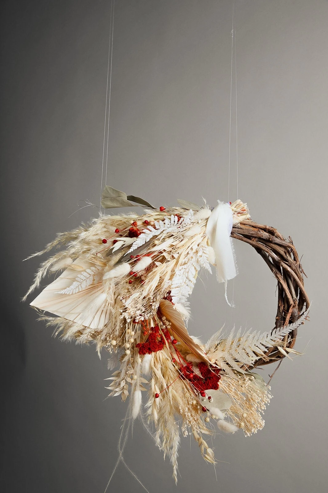 Modern Christmas Wreath No.11 / Palm Leaves In Soft Winter Door Wreath Christmas Decoration / Christmas Wreath / Xmas Door Wreath 4 Modern Christmas Wreath No.11 / Palm Leaves In Soft Winter Door Wreath Christmas Decoration / Christmas Wreath / Xmas Door Wreath - Image 2