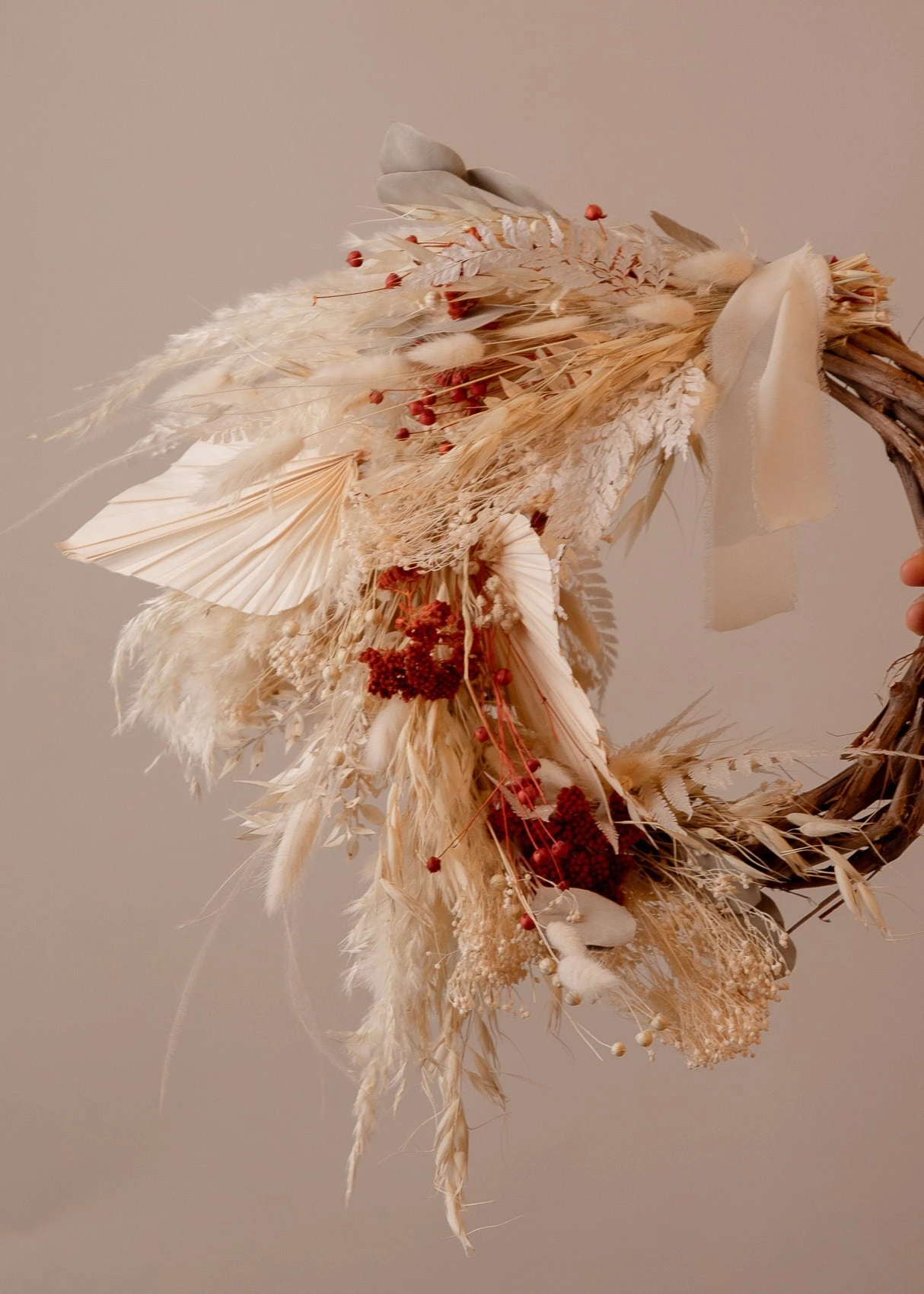 Modern Christmas Wreath No.11 / Palm Leaves In Soft Winter Door Wreath Christmas Decoration / Christmas Wreath / Xmas Door Wreath 12 Modern Christmas Wreath No.11 / Palm Leaves In Soft Winter Door Wreath Christmas Decoration / Christmas Wreath / Xmas Door Wreath - Image 10