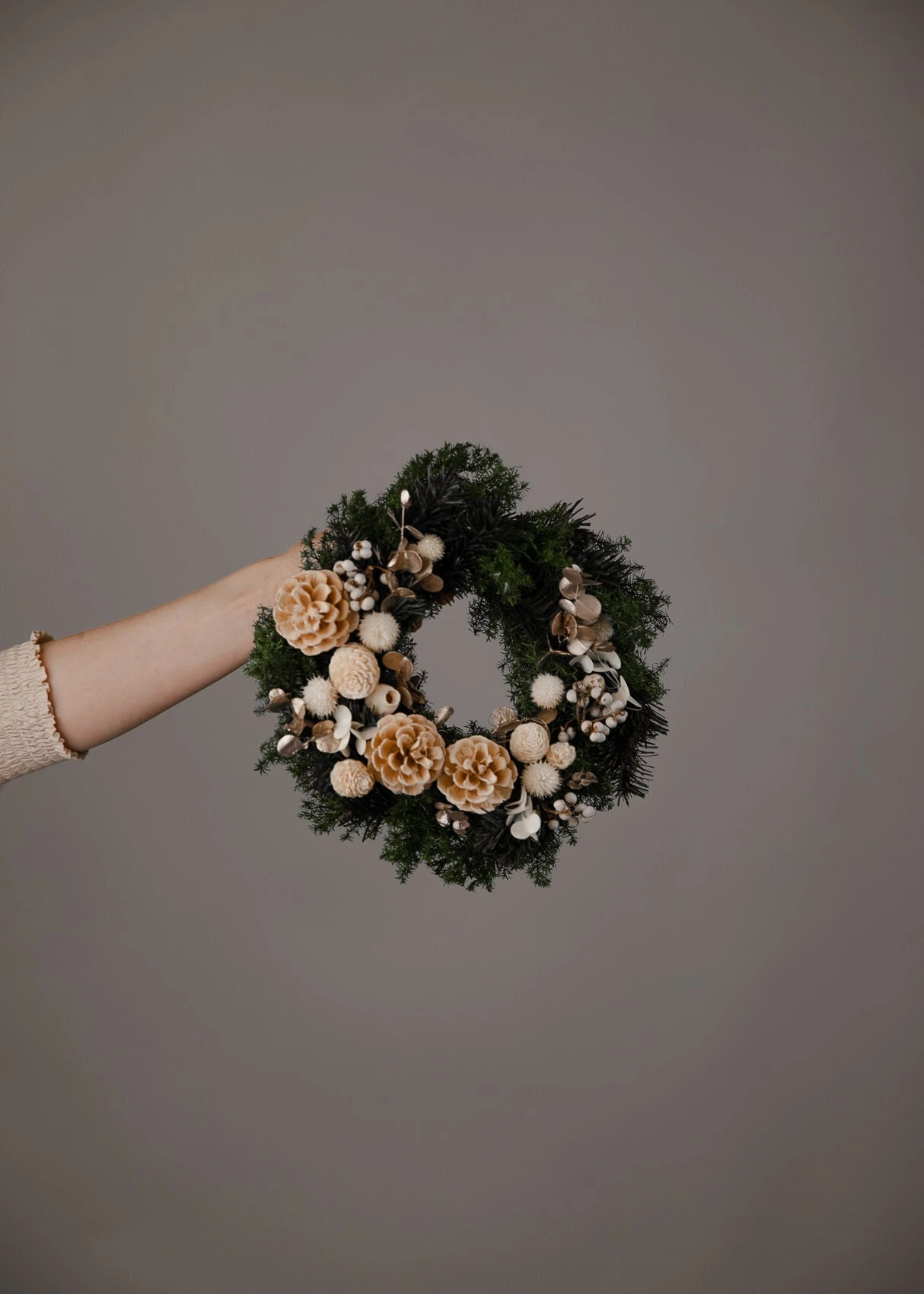 Modern Christmas Wreath No.10 / Preserved Pine In Soft Winter Door Wreath Christmas Decoration / Christmas Wreath / Xmas Door Wreath 6 Modern Christmas Wreath No.10 / Preserved Pine In Soft Winter Door Wreath Christmas Decoration / Christmas Wreath / Xmas Door Wreath - Image 4