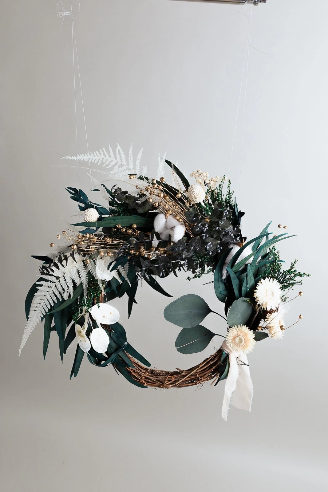 Modern Christmas Wreath No.15 / Cotton In Soft Winter Door Wreath Christmas Decoration / Christmas Wreath / Xmas Door Wreath 7 Modern Christmas Wreath No.15 / Cotton In Soft Winter Door Wreath Christmas Decoration / Christmas Wreath / Xmas Door Wreath - Image 5