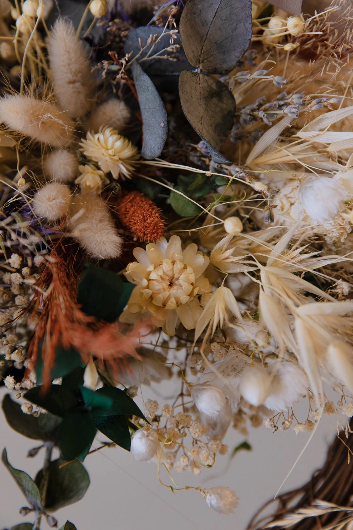 Modern Christmas Wreath No.25 / Rustic Dried Flowers In Soft Winter Door Wreath Christmas Decoration / Christmas Wreath / Xmas Door Wreath 7 Modern Christmas Wreath No.25 / Rustic Dried Flowers In Soft Winter Door Wreath Christmas Decoration / Christmas Wreath / Xmas Door Wreath - Image 5