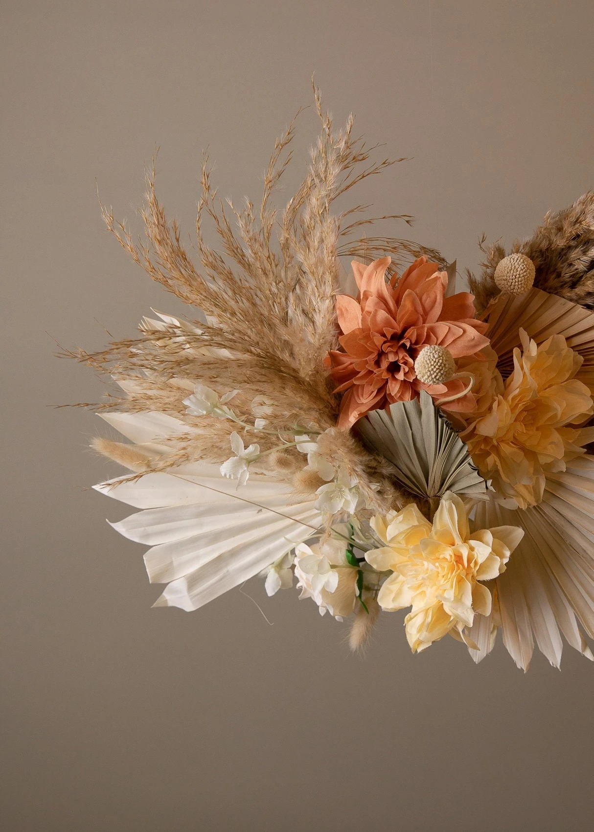 Modern Christmas Wreath No.13 / Peach Flowers In Soft Winter Door Wreath Christmas Decoration / Christmas Wreath / Xmas Door Wreath 12 Modern Christmas Wreath No.13 / Peach Flowers In Soft Winter Door Wreath Christmas Decoration / Christmas Wreath / Xmas Door Wreath - Image 10