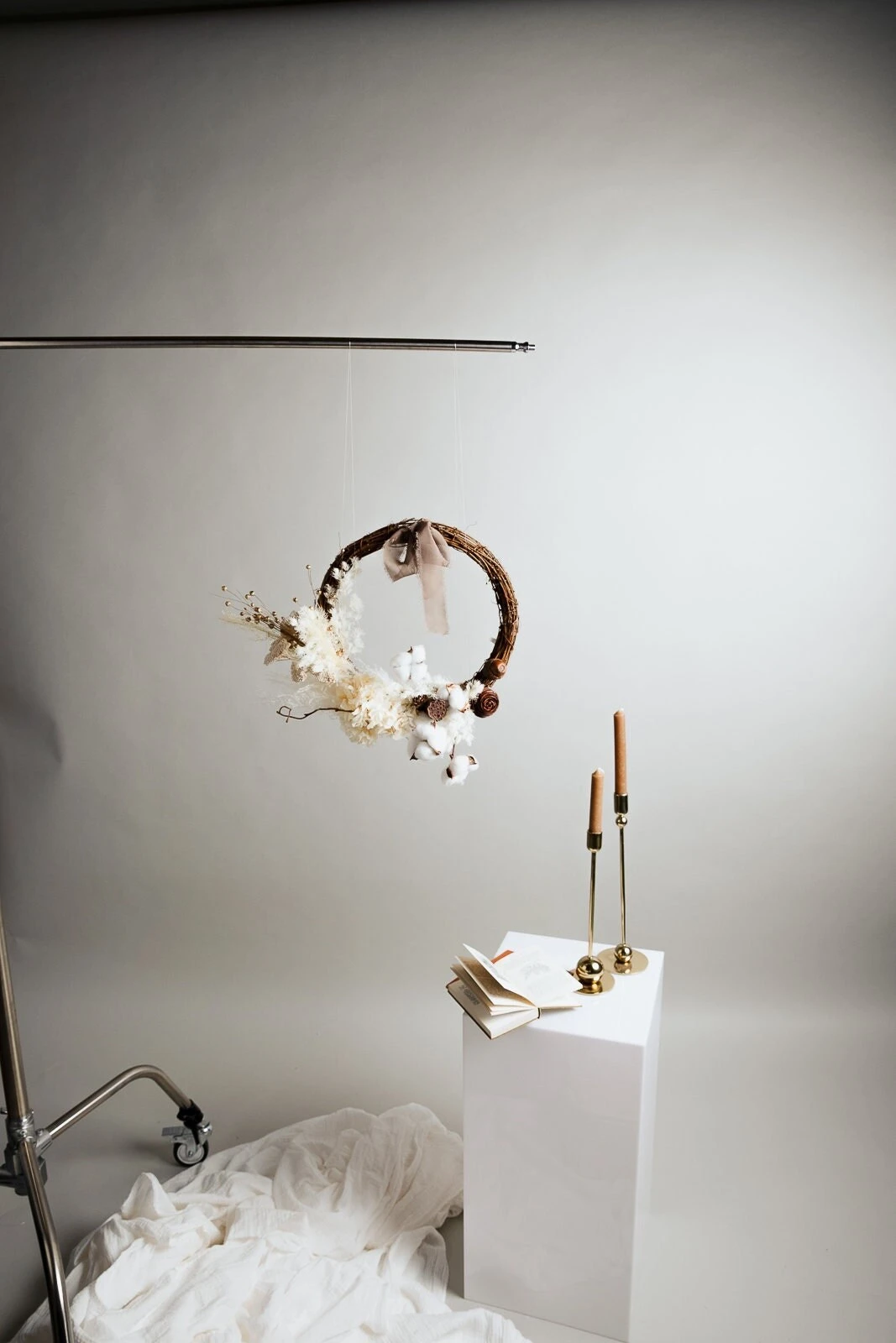 Modern Christmas Wreath No.9 / Cotton In Soft Winter Door Wreath Christmas Decoration / Christmas Wreath / Xmas Door Wreath 7 Modern Christmas Wreath No.9 / Cotton In Soft Winter Door Wreath Christmas Decoration / Christmas Wreath / Xmas Door Wreath - Image 5