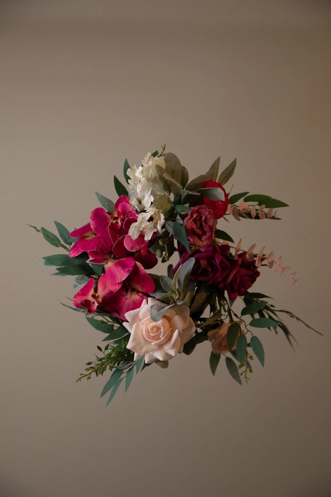 Modern Christmas Wreath No.9 / Artificial Orchids In Soft Winter Door Wreath Christmas Decoration / Christmas Wreath / Xmas Door Wreath 3 Modern Christmas Wreath No.9 / Artificial Orchids In Soft Winter Door Wreath Christmas Decoration / Christmas Wreath / Xmas Door Wreath