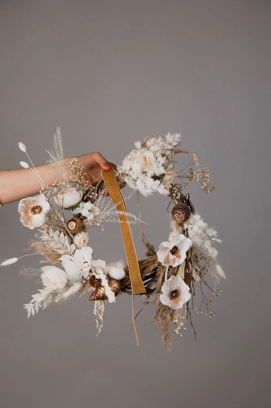 Modern Christmas Wreath No.14 / Anemone In Soft Winter Door Wreath Christmas Decoration / Christmas Wreath / Xmas Door Wreath 5 Modern Christmas Wreath No.14 / Anemone In Soft Winter Door Wreath Christmas Decoration / Christmas Wreath / Xmas Door Wreath - Image 3