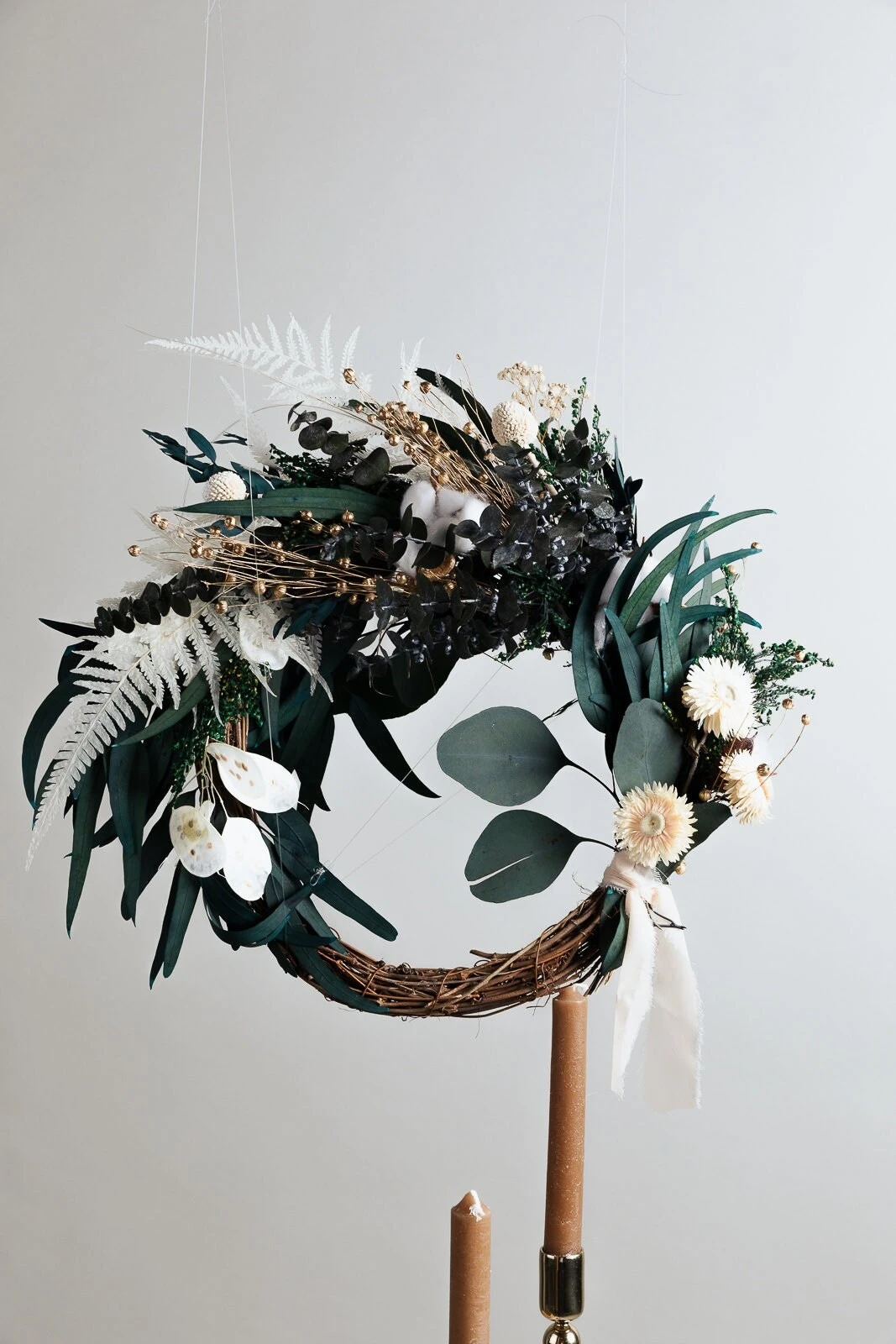 Modern Christmas Wreath No.15 / Cotton In Soft Winter Door Wreath Christmas Decoration / Christmas Wreath / Xmas Door Wreath 4 Modern Christmas Wreath No.15 / Cotton In Soft Winter Door Wreath Christmas Decoration / Christmas Wreath / Xmas Door Wreath - Image 2