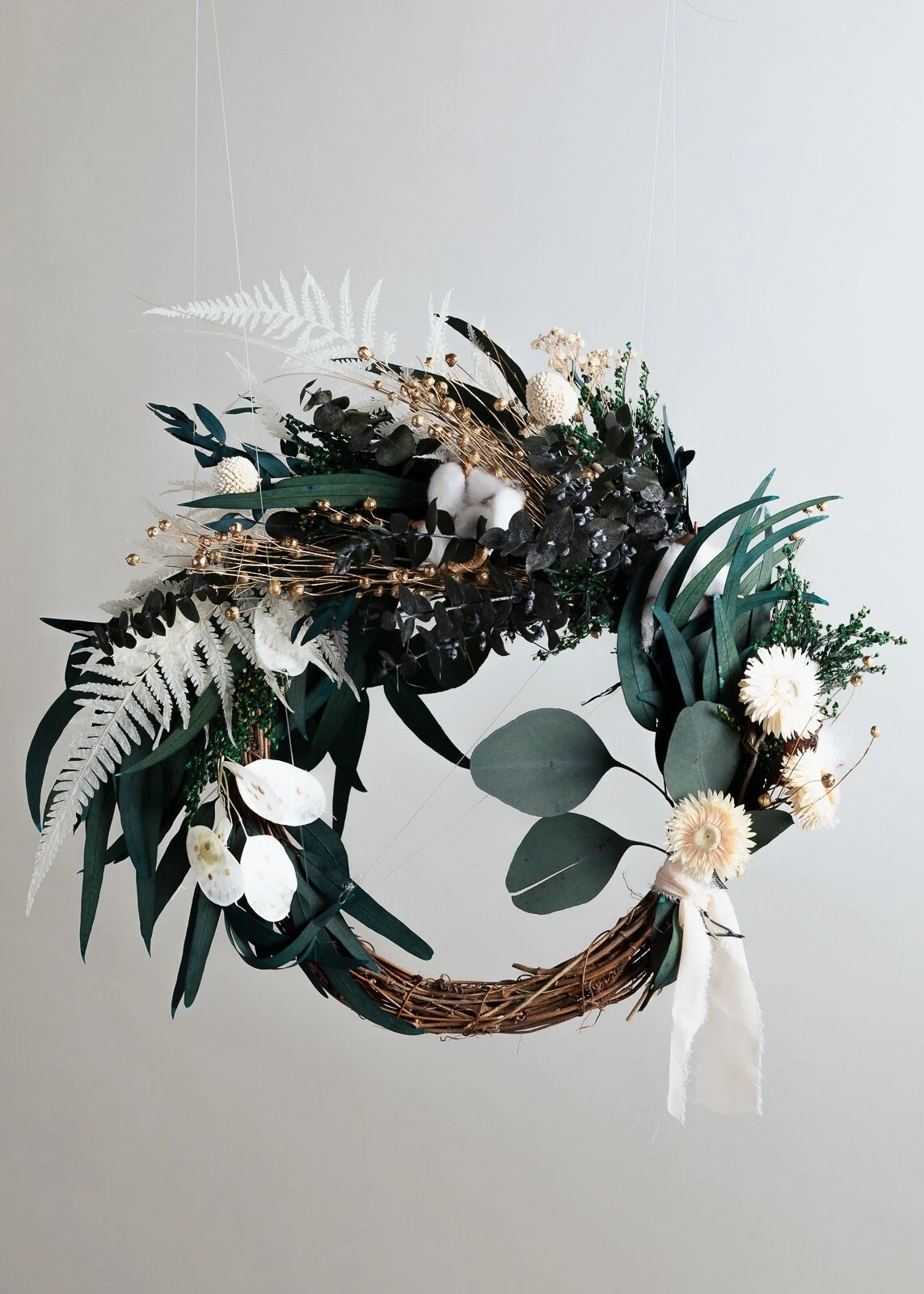 Modern Christmas Wreath No.15 / Cotton In Soft Winter Door Wreath Christmas Decoration / Christmas Wreath / Xmas Door Wreath 8 Modern Christmas Wreath No.15 / Cotton In Soft Winter Door Wreath Christmas Decoration / Christmas Wreath / Xmas Door Wreath - Image 6