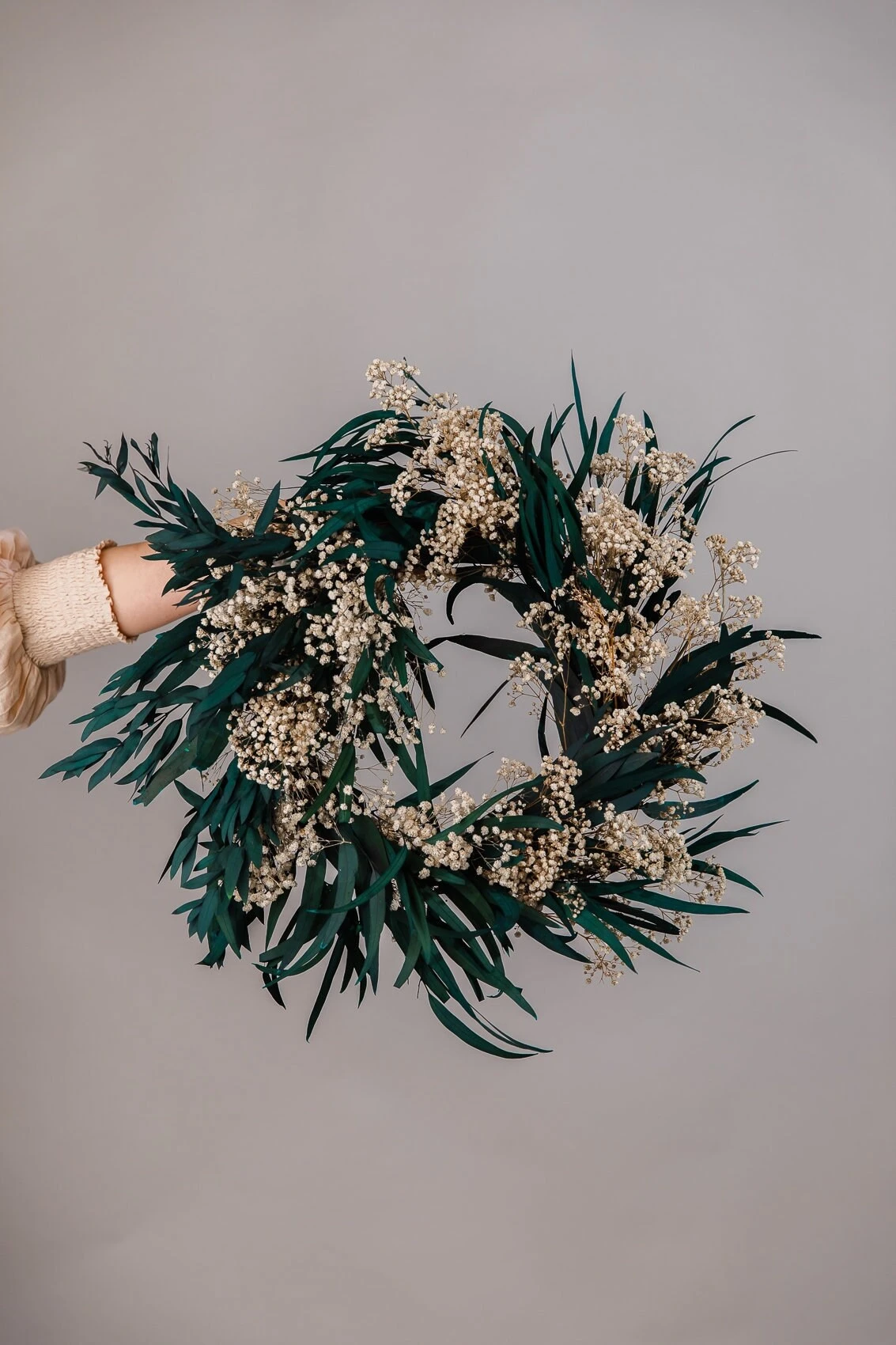 Modern Christmas Wreath No.7 / Preserved Eucalyptus In Soft Winter Door Wreath Christmas Decoration / Christmas Wreath / Xmas Door Wreath 4 Modern Christmas Wreath No.7 / Preserved Eucalyptus In Soft Winter Door Wreath Christmas Decoration / Christmas Wreath / Xmas Door Wreath - Image 2