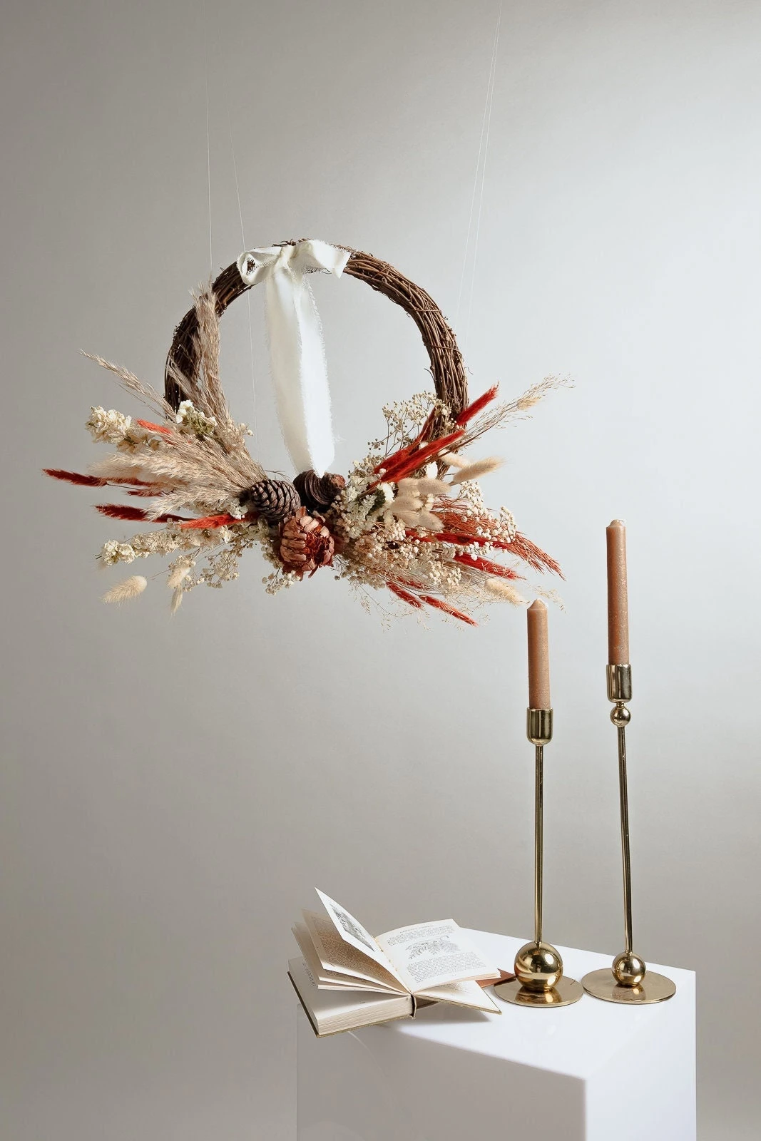 Modern Christmas Wreath No.18 / Pine Cones In Soft Winter Door Wreath Christmas Decoration / Christmas Wreath / Xmas Door Wreath 4 Modern Christmas Wreath No.18 / Pine Cones In Soft Winter Door Wreath Christmas Decoration / Christmas Wreath / Xmas Door Wreath - Image 2