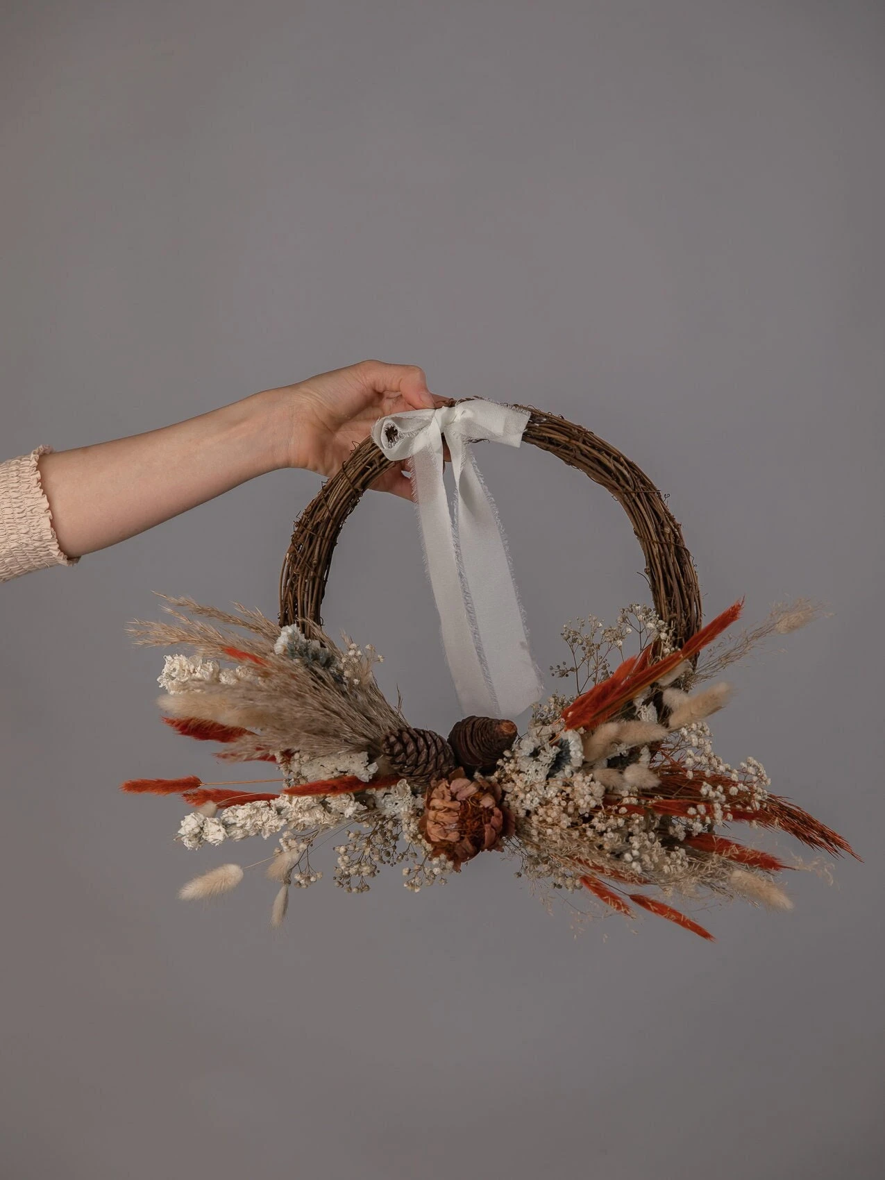 Modern Christmas Wreath No.18 / Pine Cones In Soft Winter Door Wreath Christmas Decoration / Christmas Wreath / Xmas Door Wreath 12 Modern Christmas Wreath No.18 / Pine Cones In Soft Winter Door Wreath Christmas Decoration / Christmas Wreath / Xmas Door Wreath - Image 10