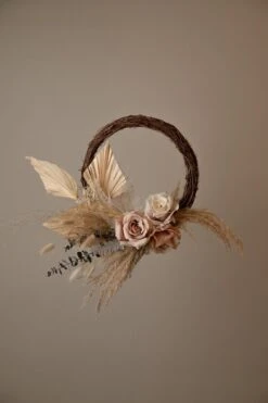 Modern Christmas Wreath No.8 / Artificial Rose In Soft Winter Door Wreath Christmas Decoration / Christmas Wreath / Xmas Door Wreath