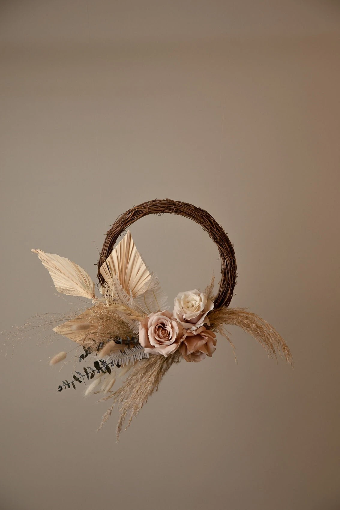 Modern Christmas Wreath No.8 / Artificial Rose In Soft Winter Door Wreath Christmas Decoration / Christmas Wreath / Xmas Door Wreath 5 Modern Christmas Wreath No.8 / Artificial Rose In Soft Winter Door Wreath Christmas Decoration / Christmas Wreath / Xmas Door Wreath - Image 3