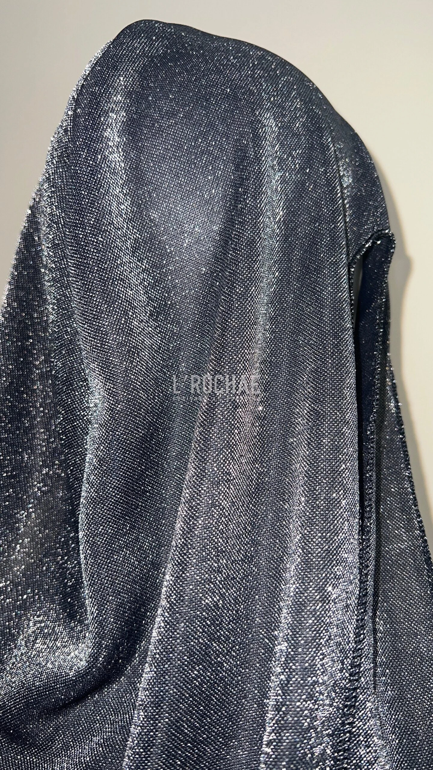 Silver Tinsel Durag - Limited Édition -Luxury Long Silver Durag L’Rochaé - Christmas Costume Fashion Durag 5 Silver Tinsel Durag - Limited Édition -Luxury Long Silver Durag L’Rochaé - Christmas Costume Fashion Durag - Image 3