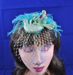 Christmas Bird Fascinator